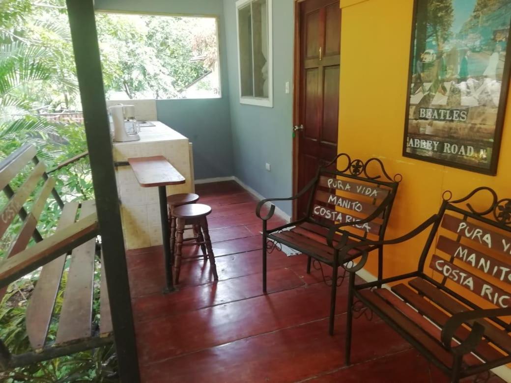 Donde Familia Manito Bed & Breakfast Paquera Exterior photo